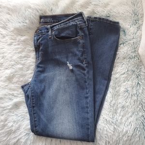 SZ8 Curvy profile Denim Jean's with distressing